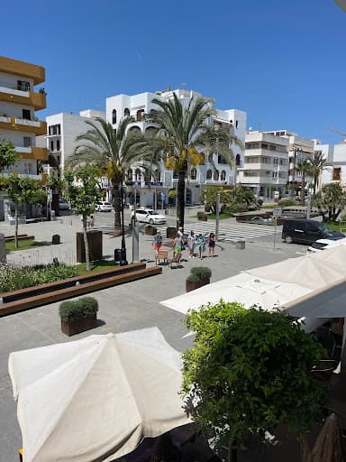 Clínica Dental S'alamera logo