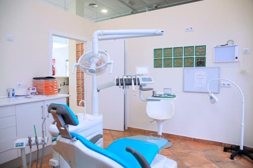 Clínica Dental Puchol logo