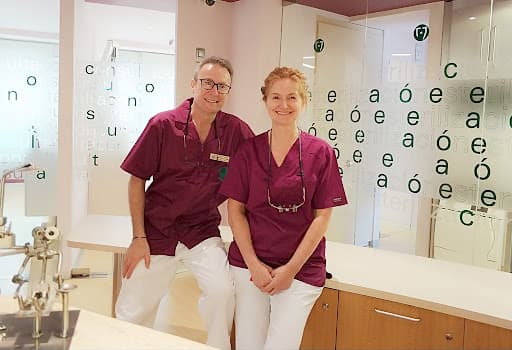 Clinica Dental Peralta logo