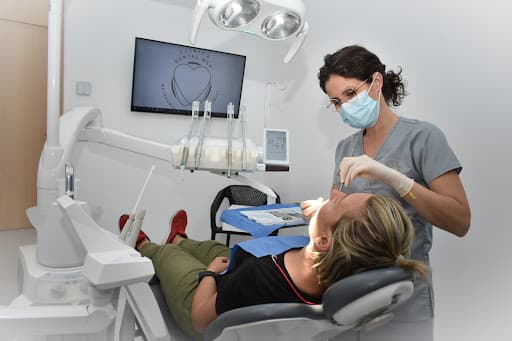 Clinica Dental MSB logo