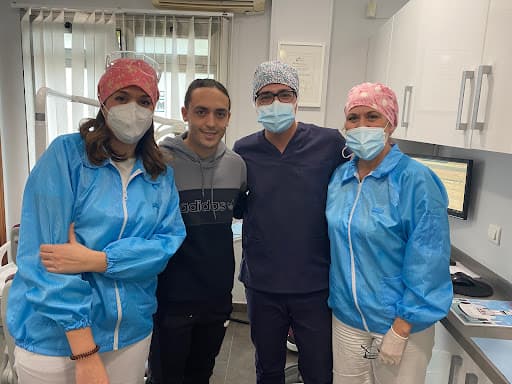 Clinica Dental Montequinto logo