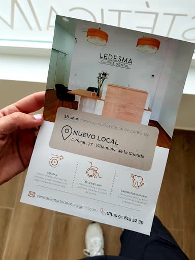 Clinica Dental Ledesma logo