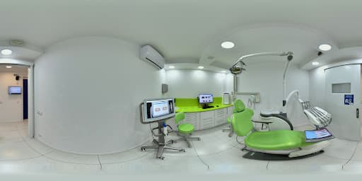 Clinica Dental Claumar logo