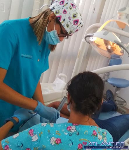 Clínica Dental Atlántico logo