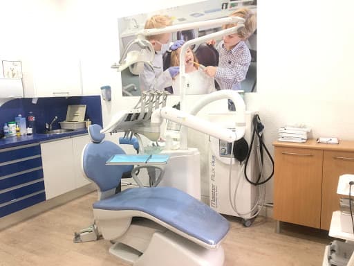 Clinica Dental Argeme logo