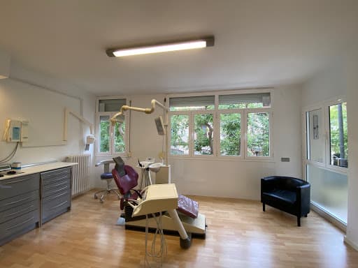 Clinica Dental Alegret logo