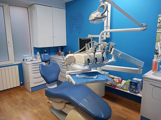 Clinica Dental Aldekone logo