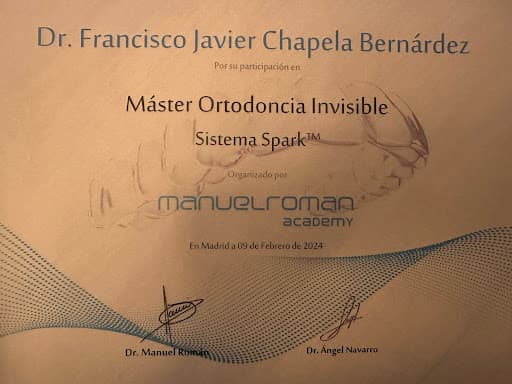 Clinica Dental Chapela logo