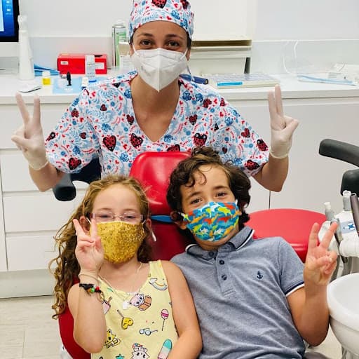 Clinica Dental Branz logo