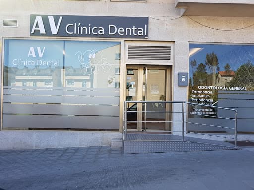 Clínica Dental AV logo