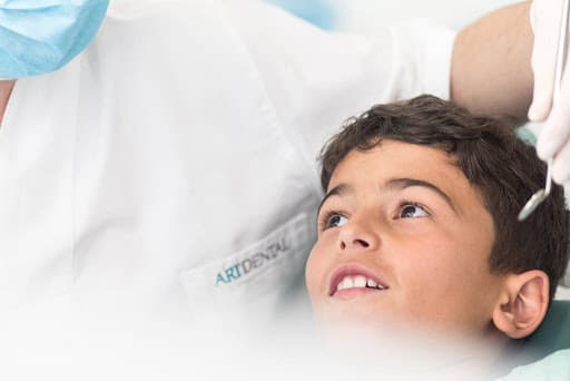 Clinica Dental Artdental logo