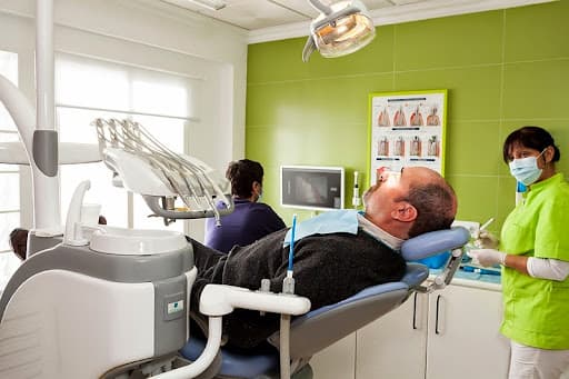 Clinica Dental Qdent logo