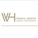Clinica Dental Virginia Huertas logo