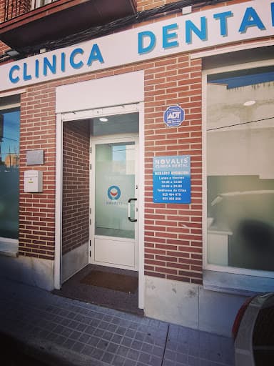 Clínica Dental Novalis logo