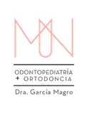 Clinica Dental MUN logo