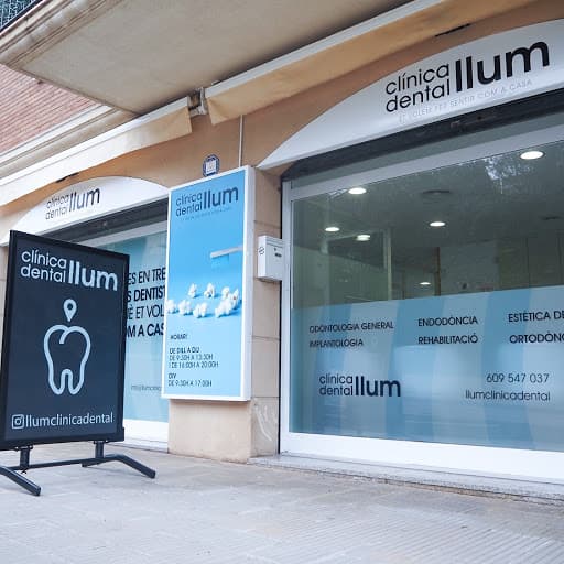 Clinica Dental Llum logo