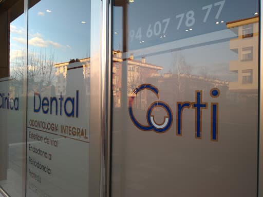 Clínica Dental Corti logo