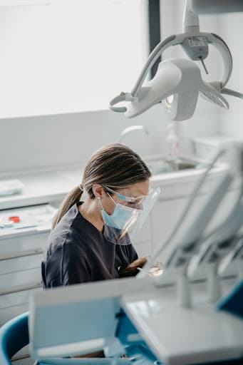 Clinica Dental Illora logo