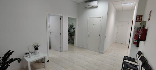 Clínica Dental GomerMedi logo