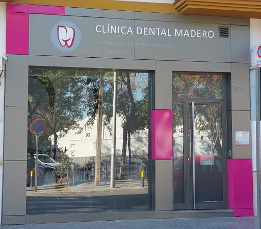 Clinica Dental Madero logo