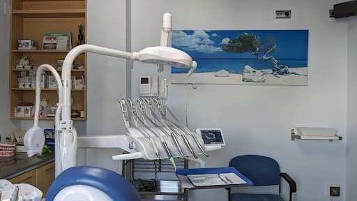 Clínica Dental Dentimagen logo