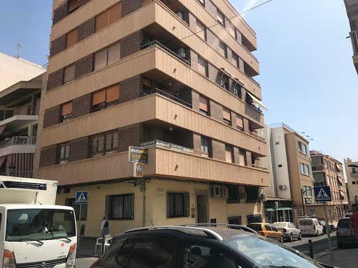 Clinica Dental Dentamed logo