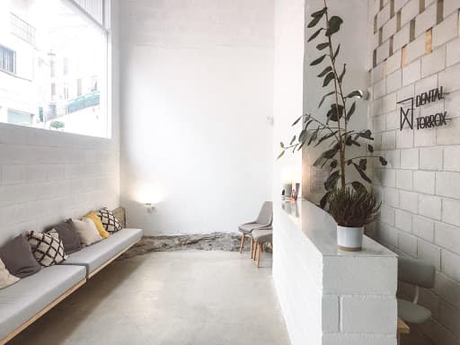 Clinica Dental Torrox logo