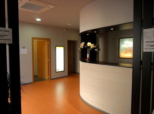 Clinica Dental Dentalsentmenat logo