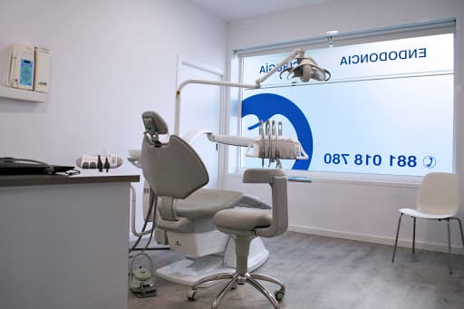 Clinica Dental Rueiro logo