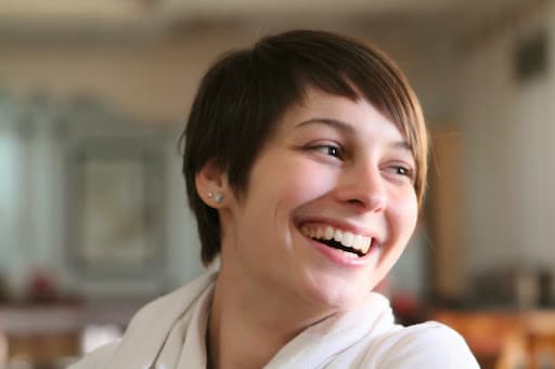 Clinica Dental Maeztu logo