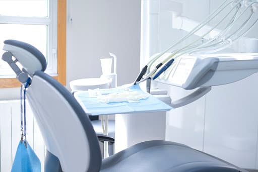 Clinica Dental Pardellas logo