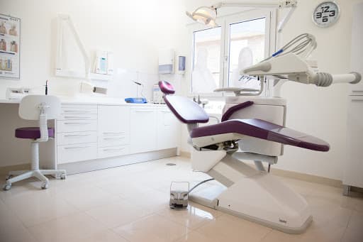 Clinica Dental Like logo