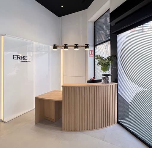 Clinica Dental Erre logo