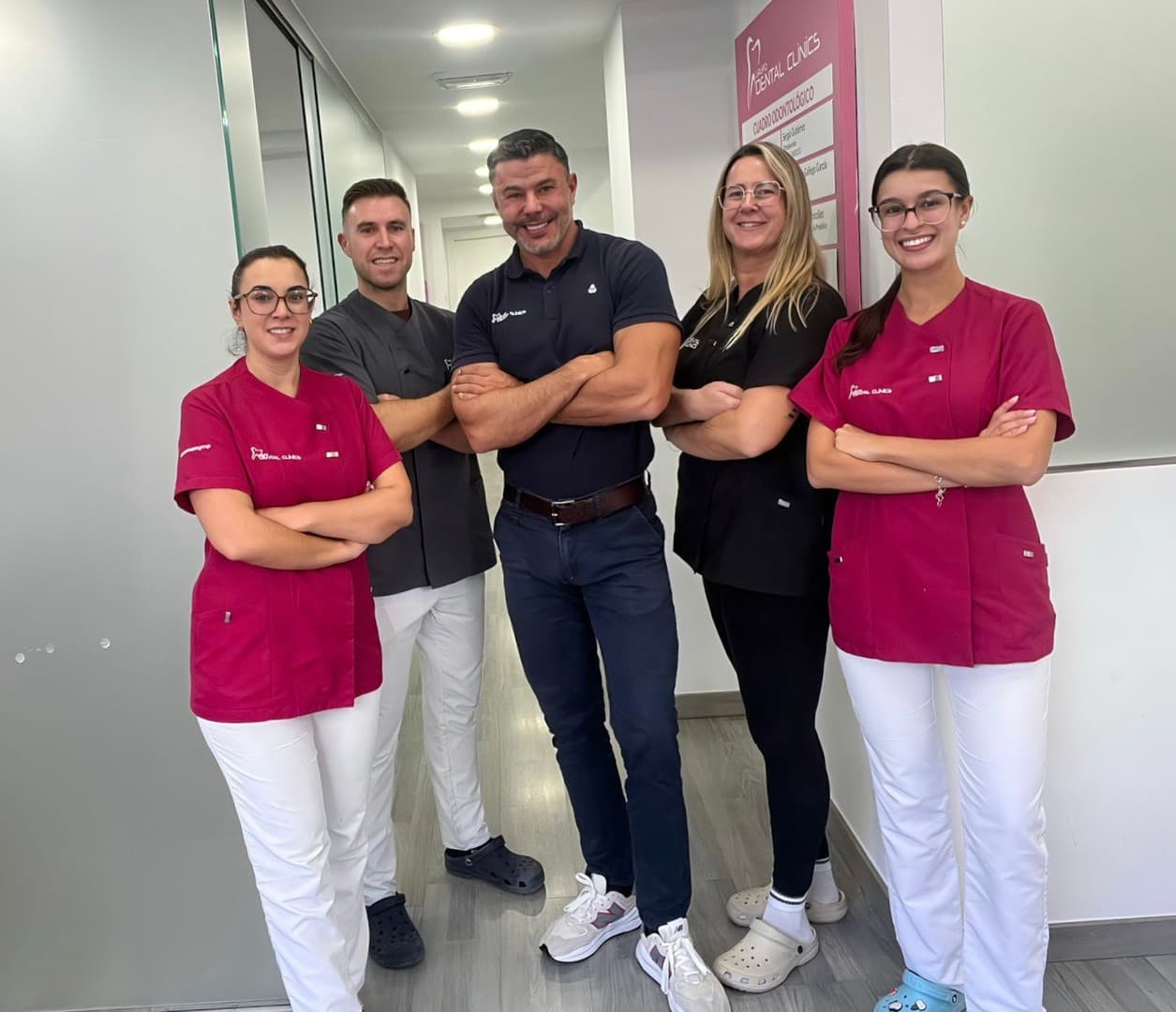 Clínica Dental Grupo Dental Clinics Málaga logo