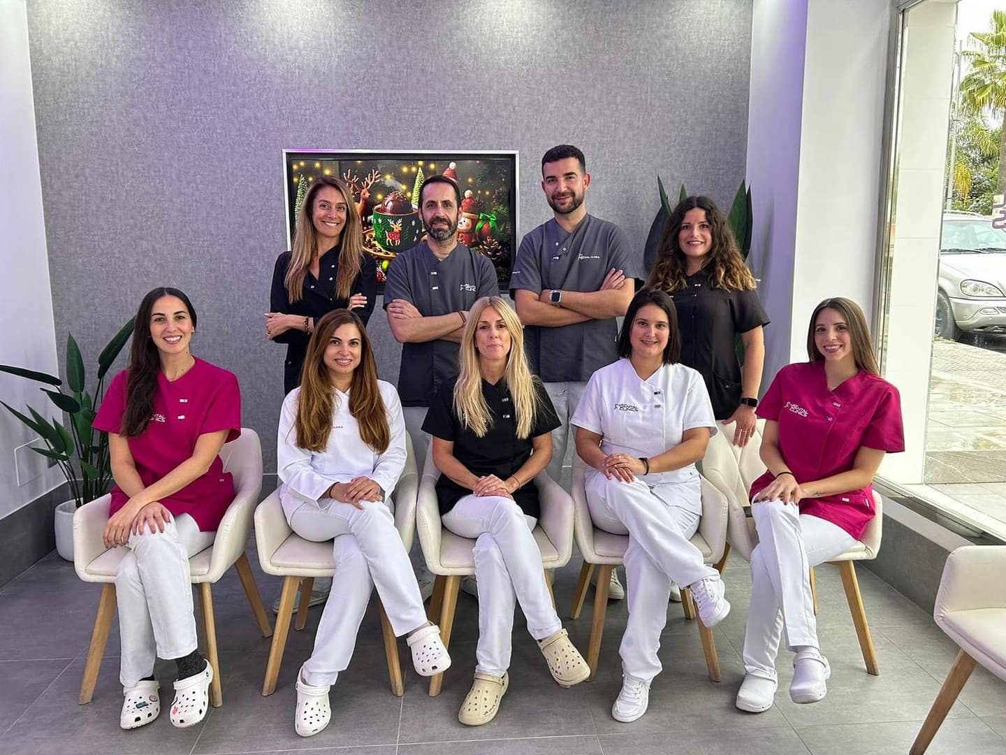 Clínica Dental Grupo Dental Clinics Torremolinos logo