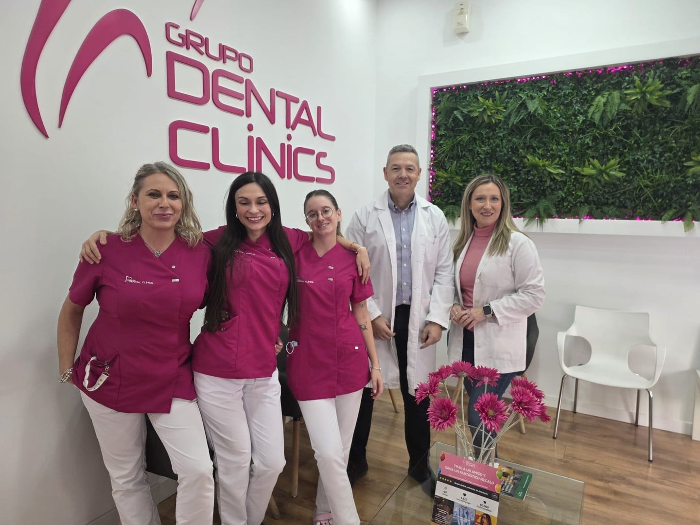 Clínica Dental Grupo Dental Clinics Jaén