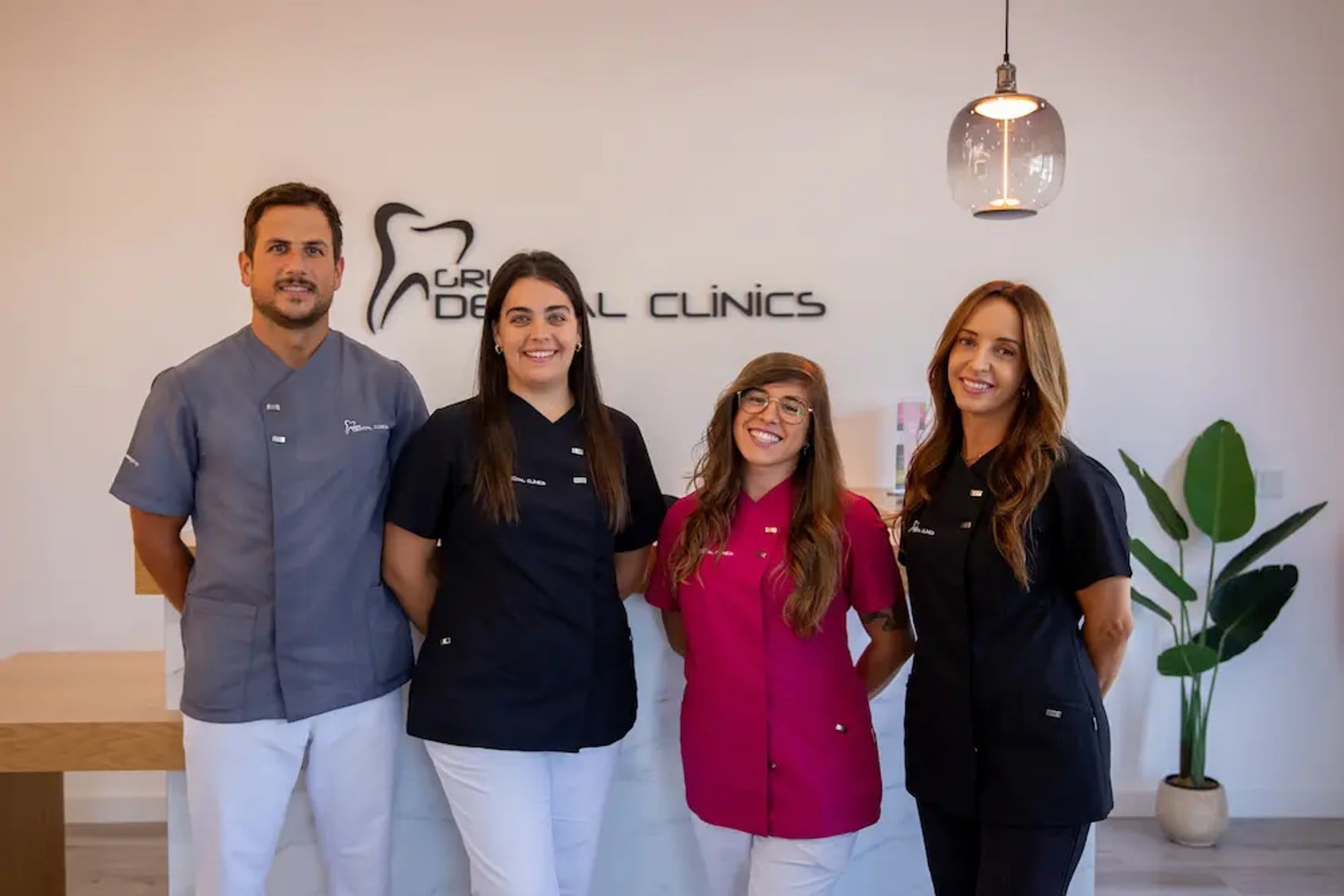 Clínica Dental Grupo Dental Clinics Campo de Gibraltar
