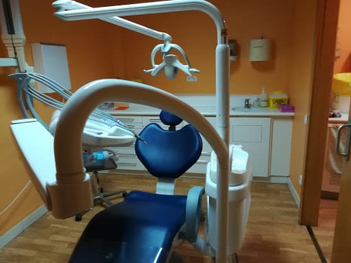 Clínica Dental Cadent logo