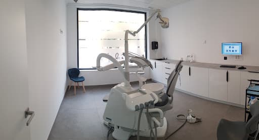 Clinica Dental Cevidental logo