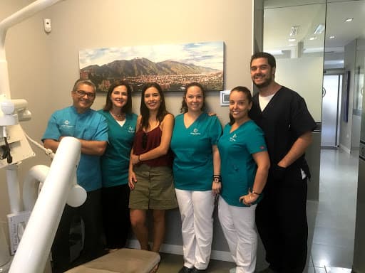 Clinica Dental CCEO logo