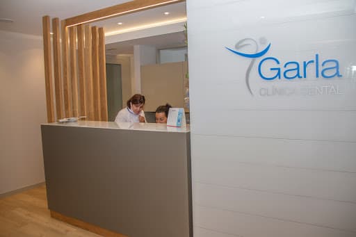 Clínica Dental Garla logo