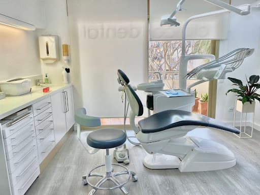 Clínica Dental Marconi logo